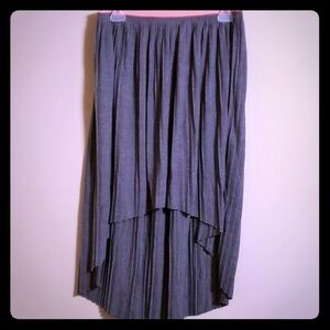 American eagle high low pleated Jersey skirt